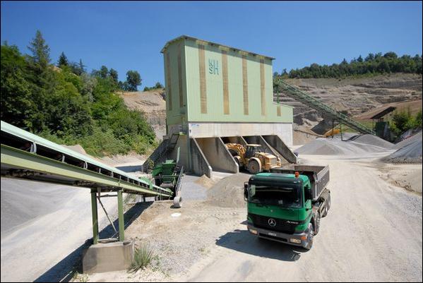 <LINK https://www.schoeftland.ch/ortsplan/c/646515/238800>* Kies- und Sandwerk Hubel im Ortsplan anzeigen *</LINK>