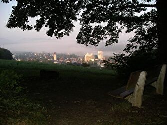 Alterskommission - Blick zur Heimat / Symbolbild