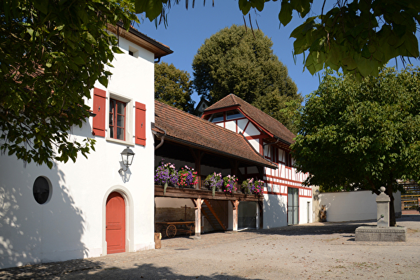 Zivilstandsamt Schöftland - Schloss-Scheune, Locanda und Schlosshof