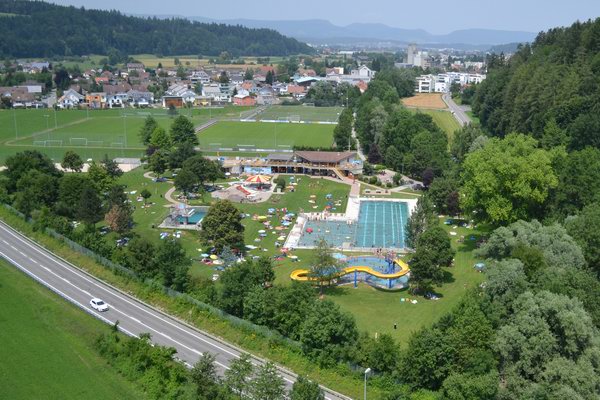 <LINK https://www.schoeftland.ch/ortsplan/c/646009,238746>* Sportanlagen Rütimatten / Fussballplätze im Ortsplan anzeigen *</LINK>