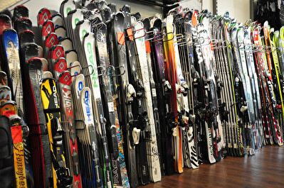 Dietiker Sport + Mode AG - Skis