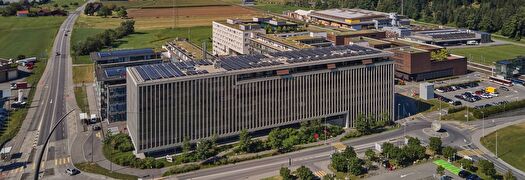 D4 Business Village in Root