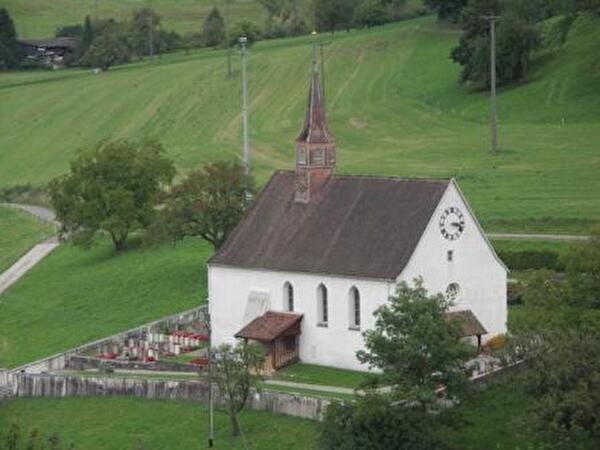 Bild der reformierten Dorfkirche Densbüren