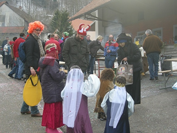 Fasnachtstreiben in Asp