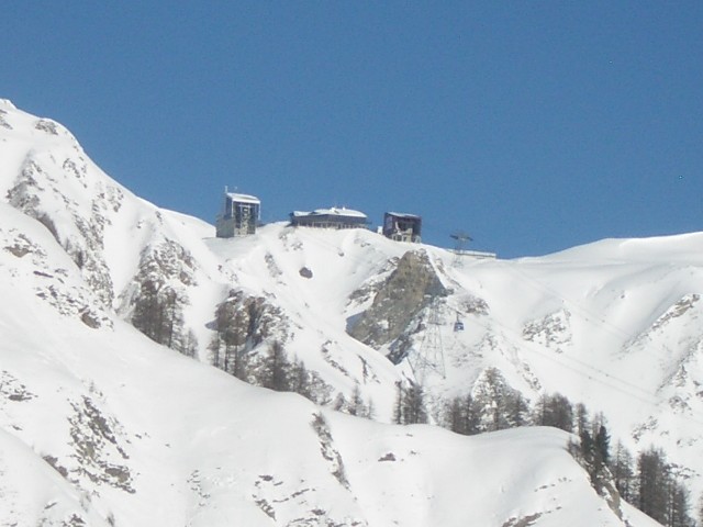 Bergstation mit dem neuen Panorama Restaurant Alp Trider Sattel
