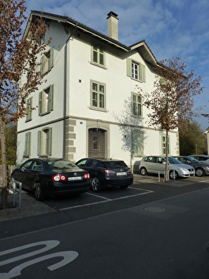 Erstes Schulhaus von Hagendorn