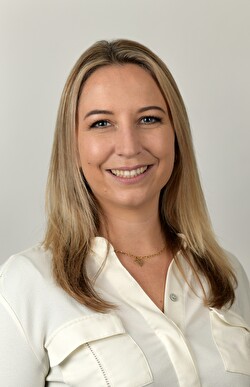 Cham - Julia Kaufmann