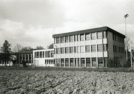 Schulanalge Hagendorn, Cham