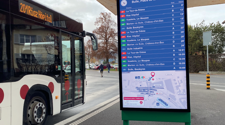 Bus Mobul à la gare