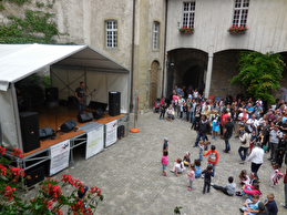 La Fête de la Musique s'étend sur plusieurs scènes au centre-ville