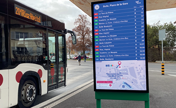 Bus Mobul à la gare