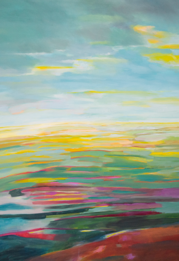 Vorderseite der Einladungskarte mit Wolken und Hügellandschaft