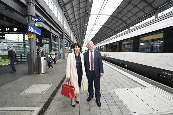 Bundesrätin Doris Leuthard und Stadtpräsident Martin Wey