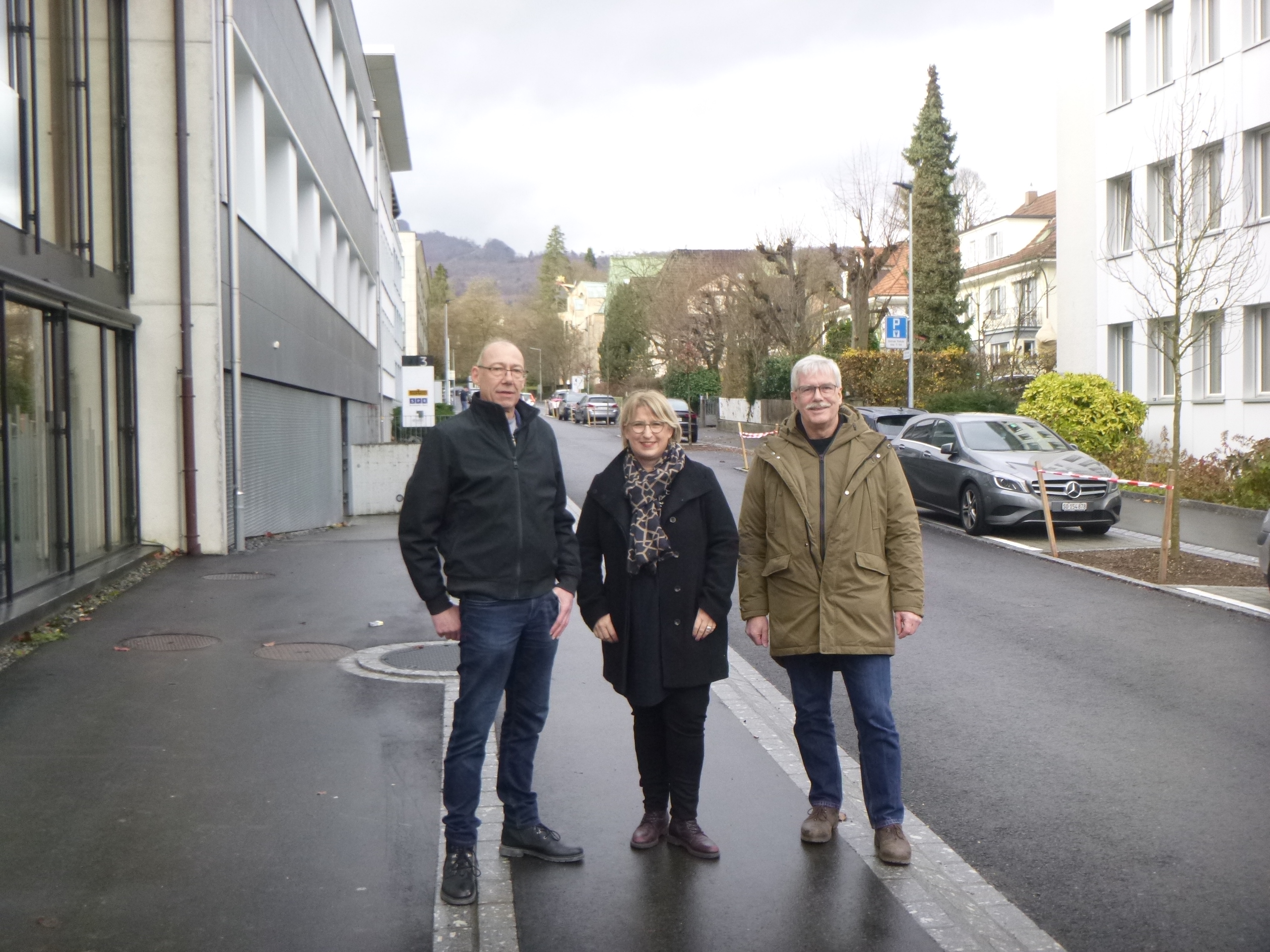 Belchenstrasse mit Baumrabatten