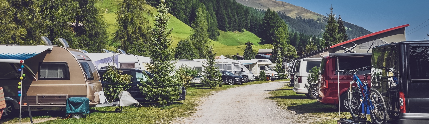 Der Davoser Campingplatz im Sommer