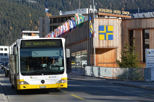 VBD-Bus vor dem Kongresszentrum