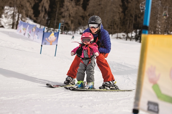 Kinder Skifahren