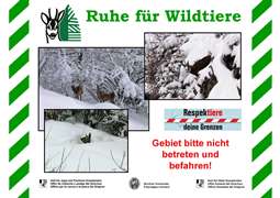 Wildtiere im tiefen Schnee und die Aufforderung, das Gebiet nicht zu betreten und zu befahren