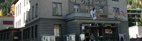 Postgebäude
