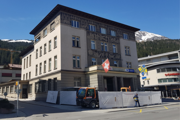 Im Sommer 2024 ziehen die Bibliotheken Davos an die Promenade 43 in Davos Platz