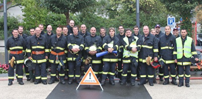 photo groupe pompiers
