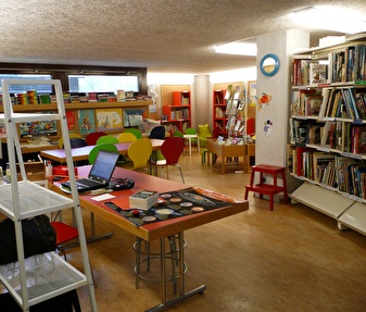 vue intérieure de la bibliothèque