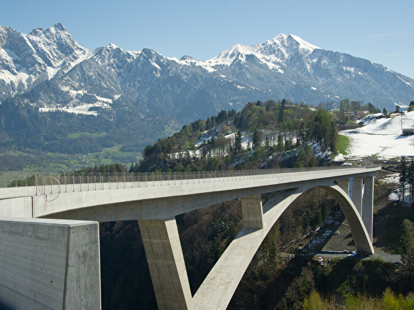 Taminabrücke