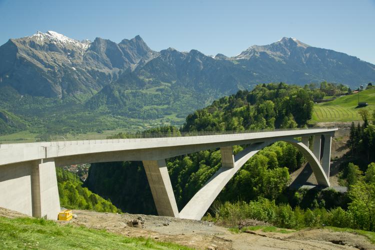 Taminabrücke