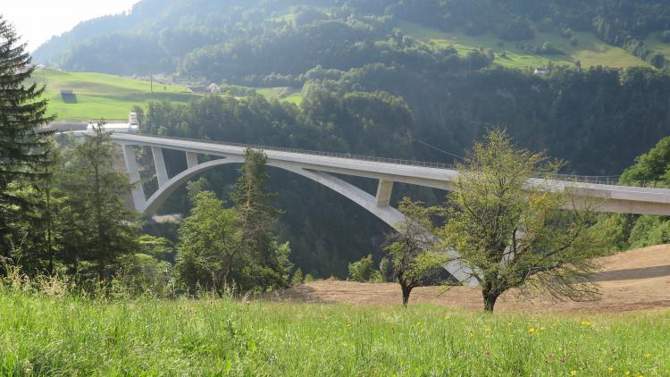 Taminabrücke