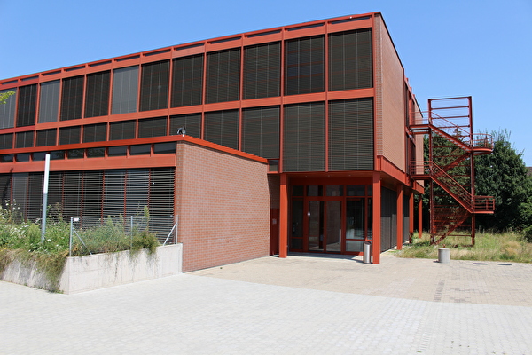 Sternmatt 2, Aula