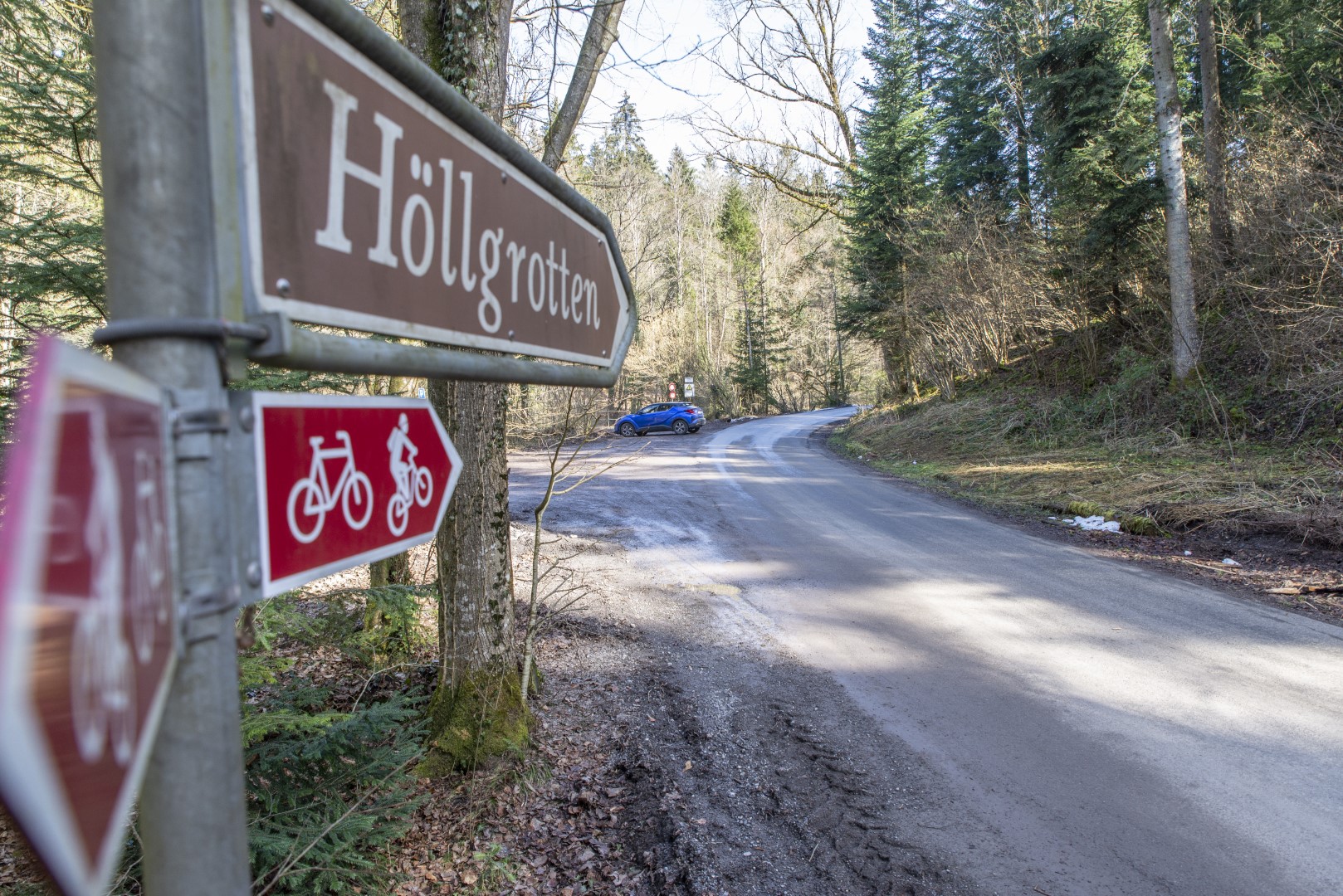 Höllstrasse