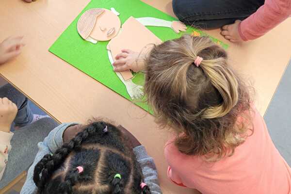 Sprachlernsequenz in der Spielgruppe