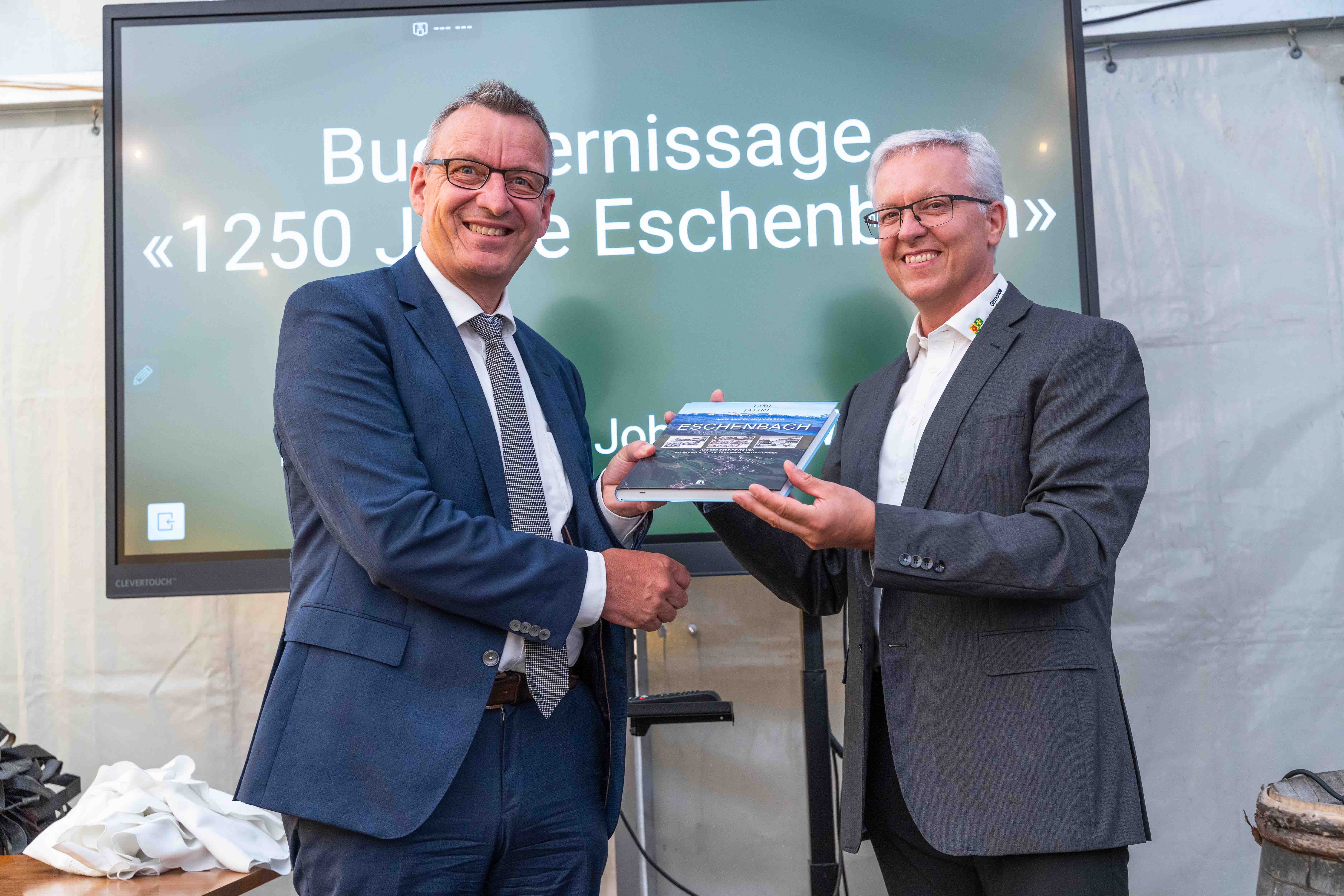 Gemeindepräsident Cornel Aerne und Gemeinderatsschreiber Thomas Elser