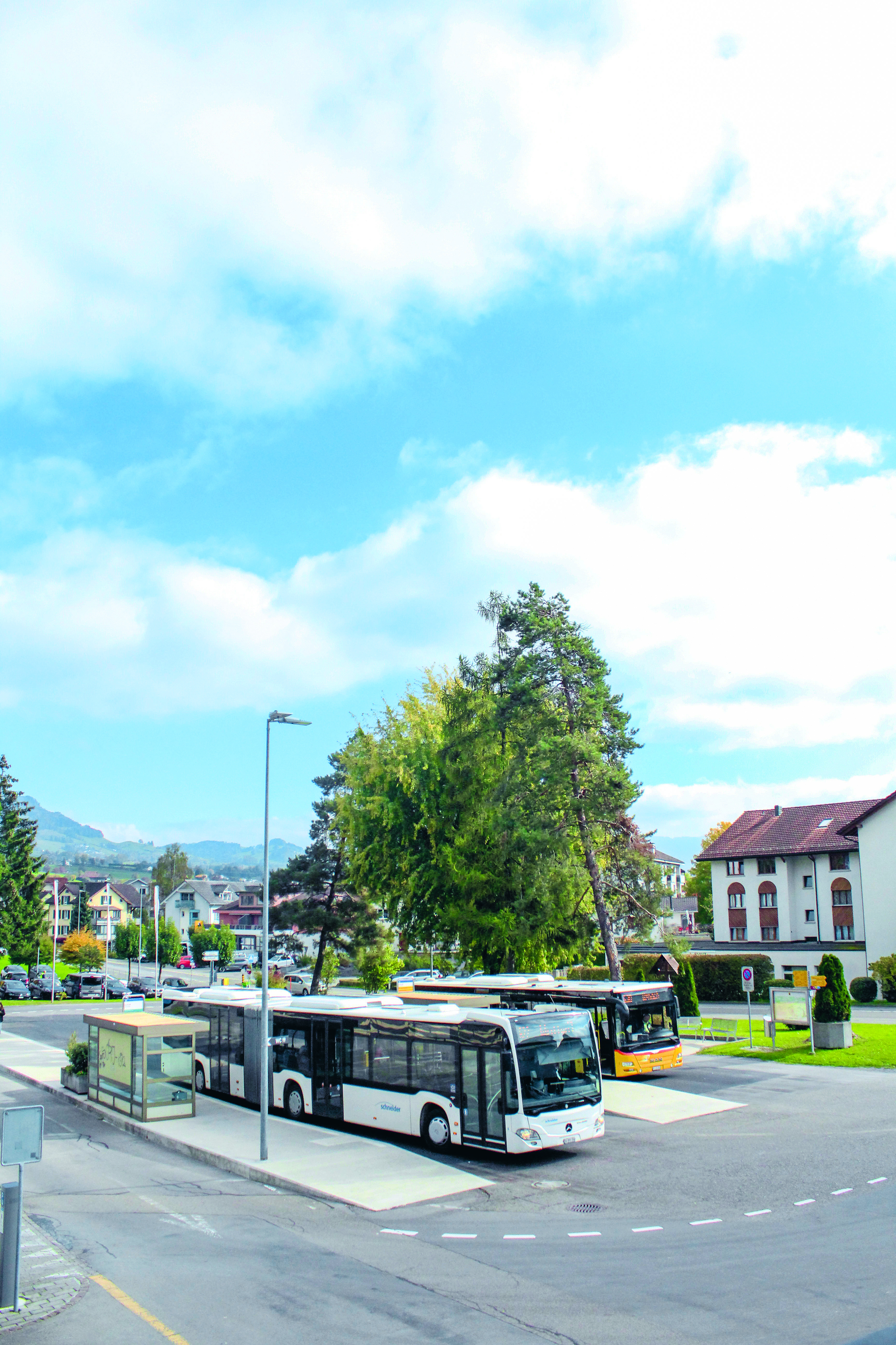 Neubau Bushof und Sanierung Parkplatz Dorftreff Eschenbach