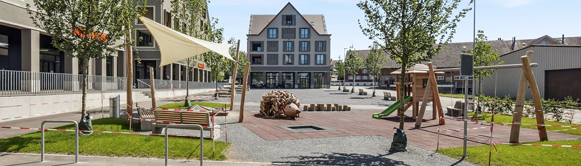 Bild fertiger Dorfplatz Arnegg