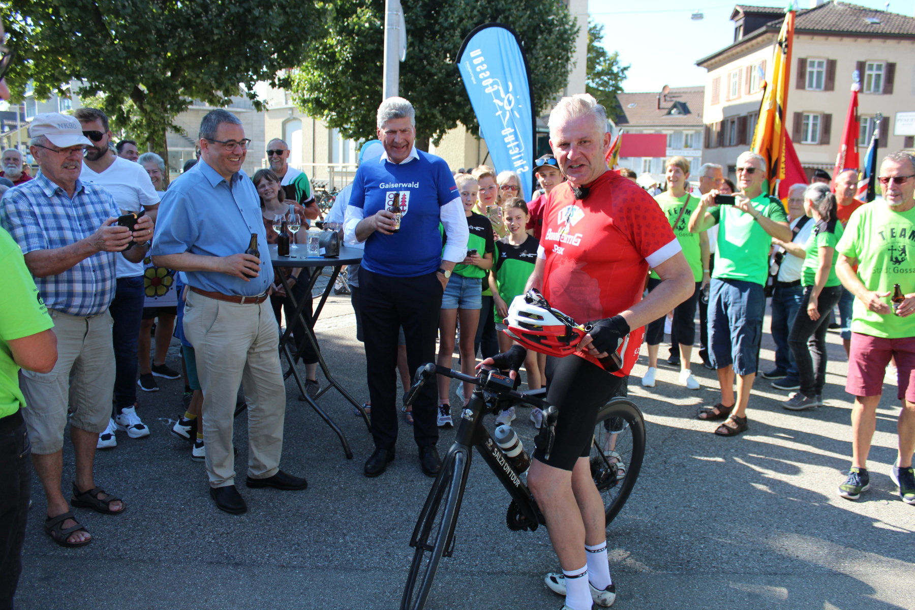 Empfang von Rainer Maria "Salzi" Salzgeber in Gossau am 11. August 2023