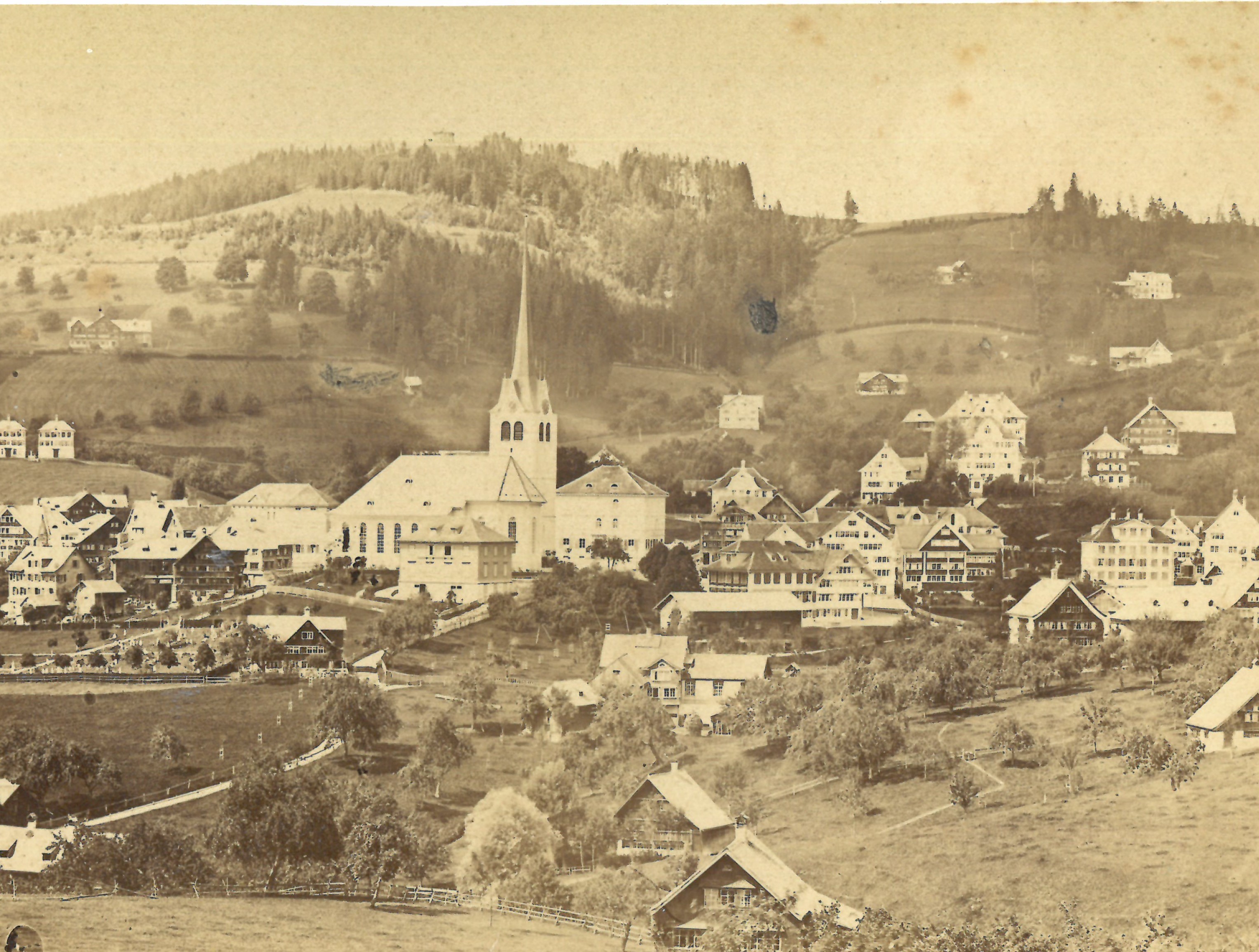 Wohl eine der ältesten Fotografien von Teufen, aufgenommen um 1864