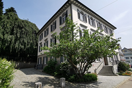 Gemeindeverwaltung, Dorf 9