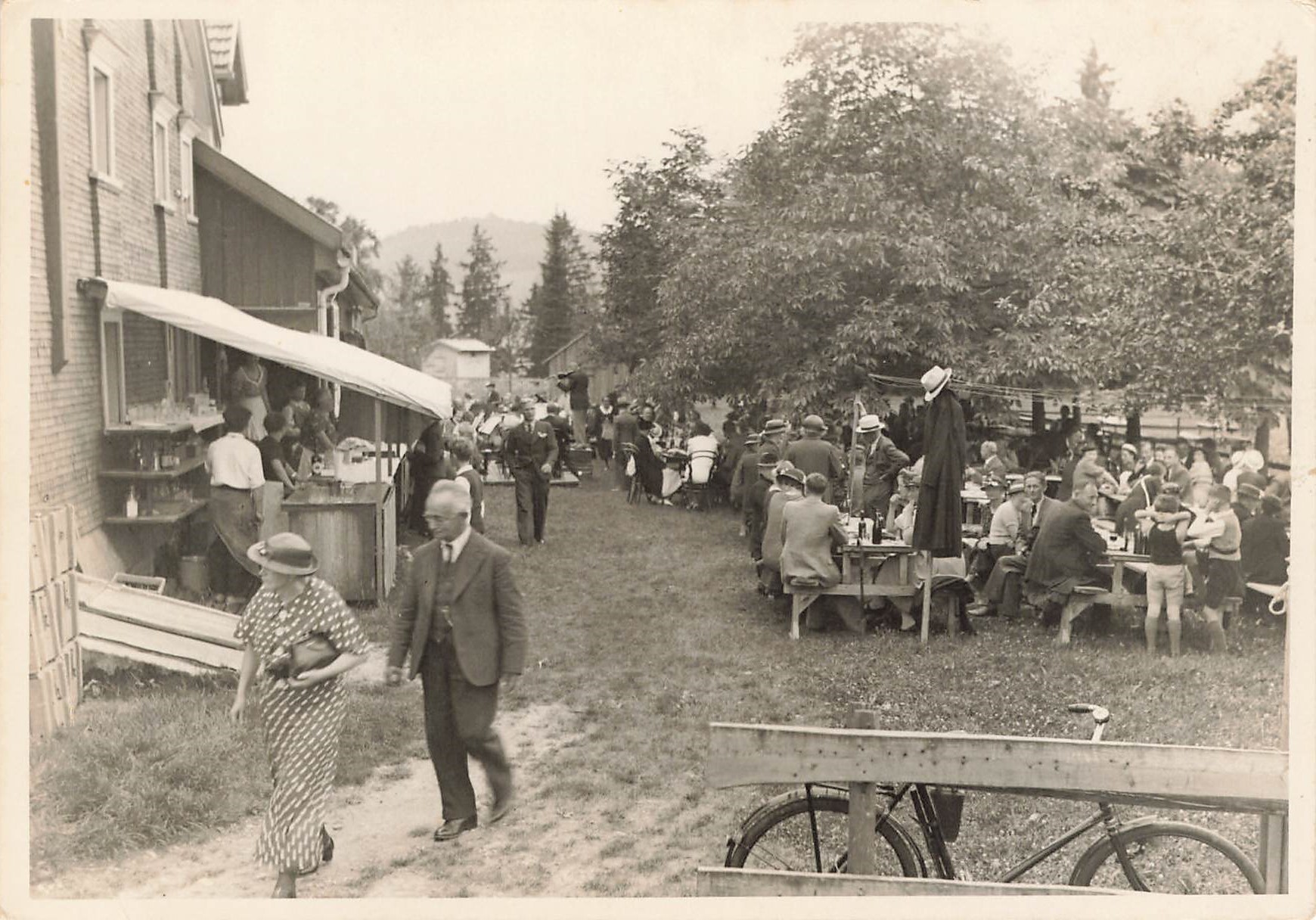 Volksfest beim Gasthaus Haueten, um 1935