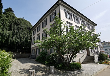 Gemeindeverwaltung, Dorf 9