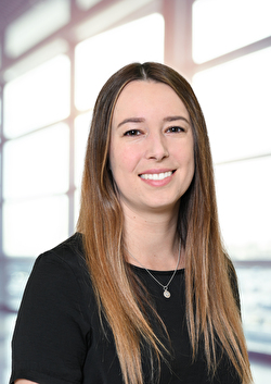 Jana Dierauer, Leiterin Finanzen