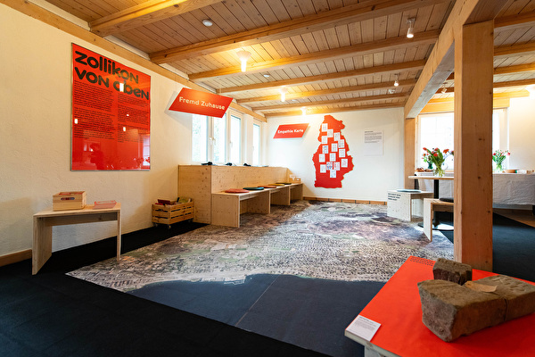Ausstellung Zollikon von oben