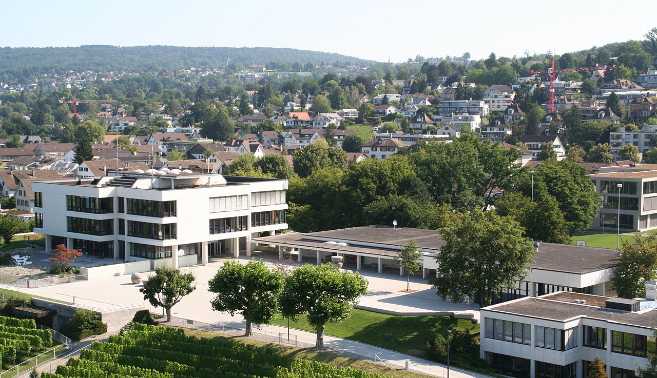 Schulhaus Buechholz