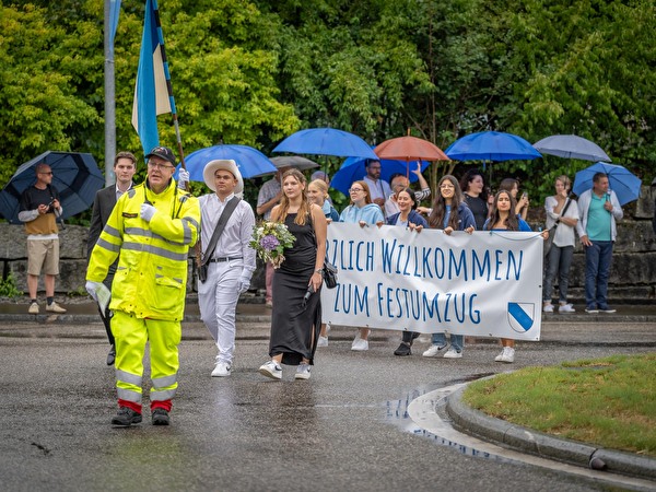 Auftaktbild zum Festumzug vom 8. Juli 2023