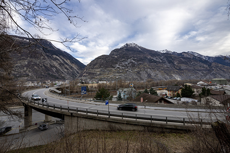 Rhone-Brücke A6