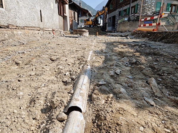 Sanierung Kirchstrasse in Gampel