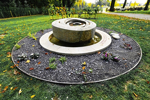 Gedenkstätte für Sternenkinder auf dem Wiler Friedhof Altstatt