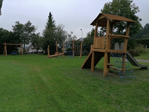 Foto Spielplatz Hochwacht Bronschhofen