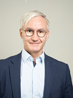Portrait von Oliver Gröble