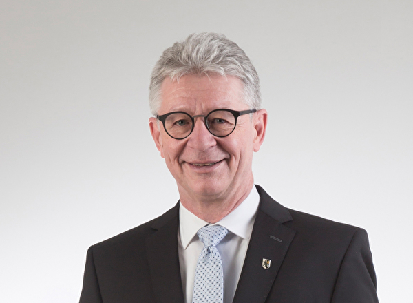Hans Mäder